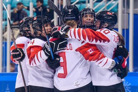 team canada advances to women s hockey gold medal game team canada official olympic team website