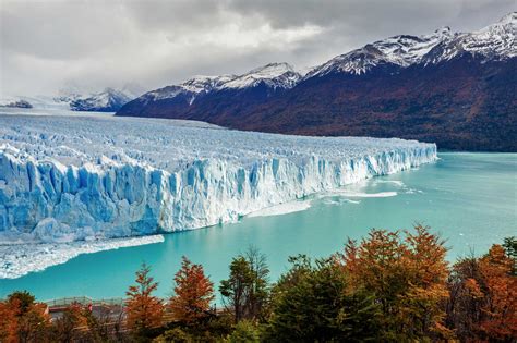 A two minute guide to Perito Moreno Glacier in Argentina | Black Tomato