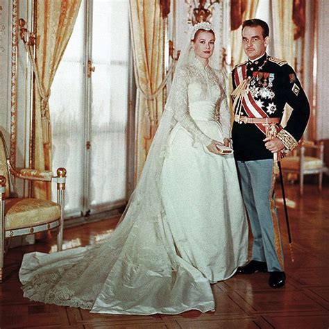 Looking Back On Grace Kelly And Prince Rainiers Wedding Photos