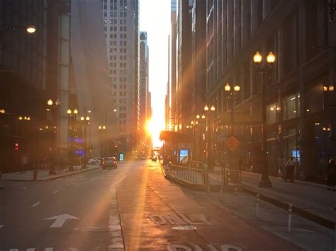 Chicagohenge 2019 When To Get The Best View Cbs Chicago