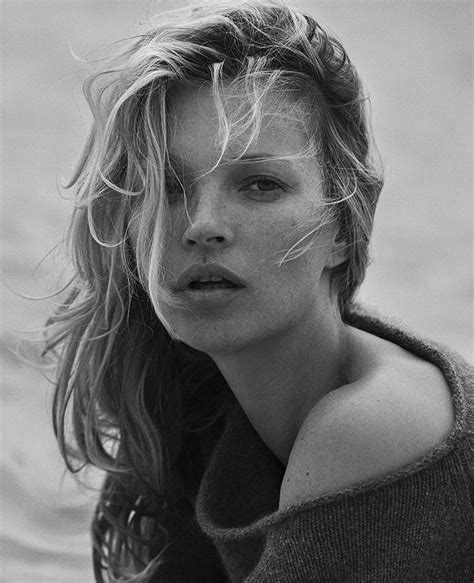 Kate Moss Is Simply Stunning In Naked Cashmere Campaign Portraiture Portrait Photography