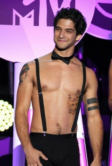 pin by william mcguill on tyler posey tyler posey teen wolf teen wolf mtv shirtless actors