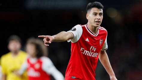 arsenal forward martinelli signs new long term deal