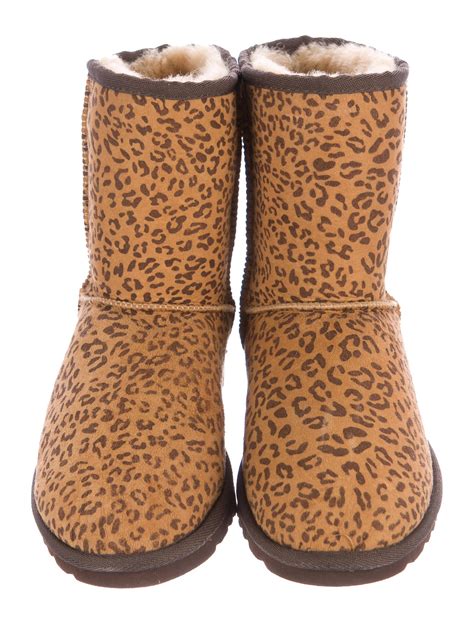 ugg australia leopard print mid calf boots shoes wuugg23958 the realreal