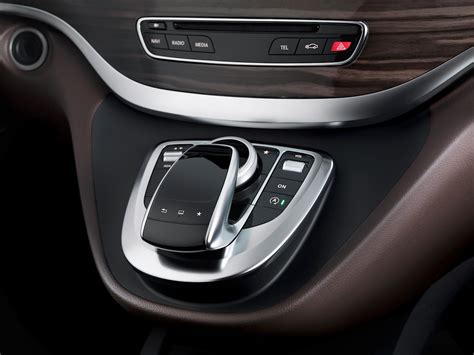 En 2004, la seconde génération a poursuivi dans cette. 2015 Mercedes-Benz V-Class Might Be Sold in The US ...