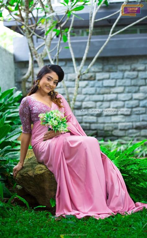 Glamour Looking Dinusha Siriwardana Bride Photoshoot In Pink