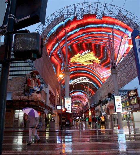 Las Vegas weather: Moderate rain affecting morning commute | Las Vegas Review-Journal