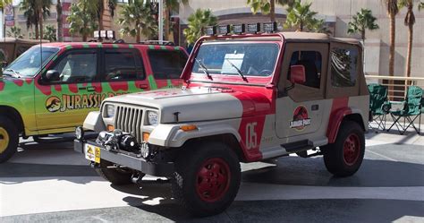 The 10 Most Iconic Jurassic Park Vehicles