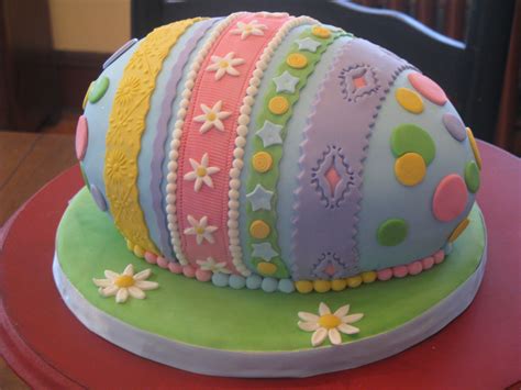 Happy Easter Egg Just A Happy Egg Easter Cake Fondant Fondant Cakes