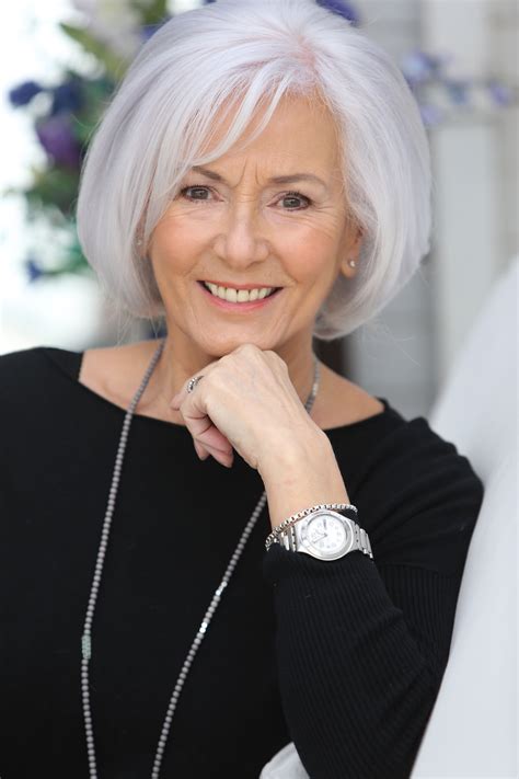 Silver Grey Hair And Makeup For Women Over 60
