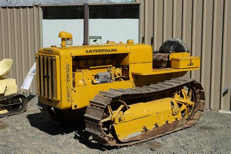 Caterpillar R2 Crawler Tractor Brayshaw Park Heritage Gr Flickr