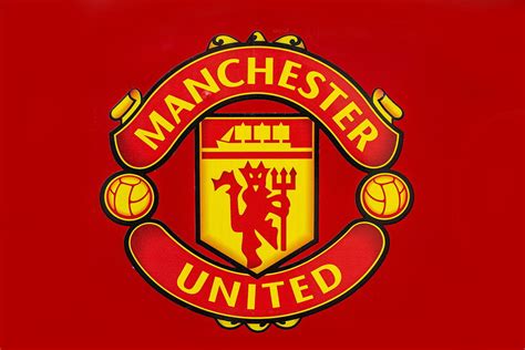 Значение логотипа manchester united, история, информация. Manchester United logo Photograph by Songquan Deng