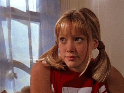And Her Fake Smile Lizzie Mcguire S Popsugar Entertainment Photo 16