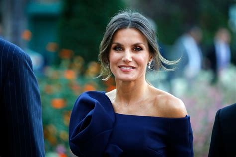Who Is Queen Letizia Everything To Know About Spains Queen Consort
