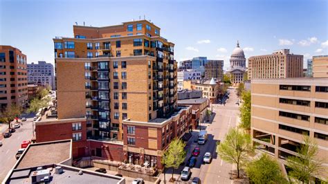 Decide whether cost, amenities, or location are the most important to help guide your apartment search. 1 Bedroom Apartments Madison Wi Craigslist - X01 ...