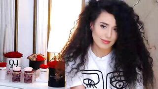 Anithacurlson Sex Chat With Adorable Curly Haired Cutie