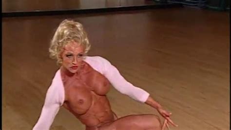Peggy Schoolcraft Shows Off Her Perfect Muscled Milf Body Porn Videos