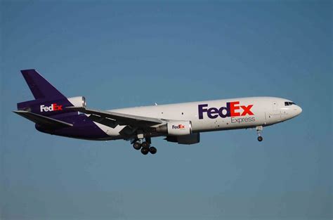 The head office is in memphis, tennessee. FedEx retires its last 3-crew DC-10 | World Airline News