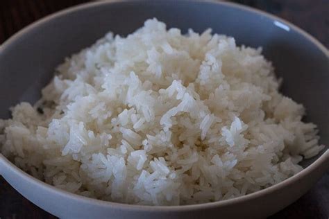 Sometimes you need to cook rice only for yourselves and the best way to do it is in the microwave. How to cook perfect rice in the microwave | Steamy Kitchen