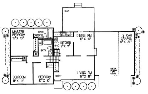 Find 1 & 2 story farmhouse designs w/basement, craftsman ranch homes & more! Four Bedroom Split Level - Home Building Plans | #70548