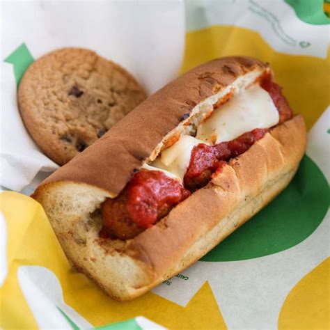 92 vastausta 29 uudelleentwiittausta 275 tykkäystä. The 10 Best Subway Sandwiches, Ranked | UrbanMatter
