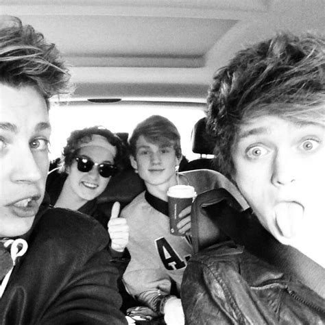The Vamps Evan And Connor Connor Ball Bradley Simpson Meet The Vamps