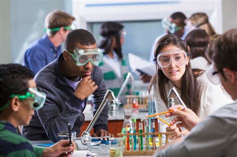 Schools Should Take Integrated Approach To Stem Expert The Educator