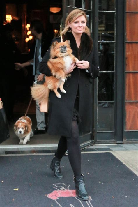 Photo Mischa Barton et son compagnon le mannequin J Abercrombie quittent l Hôtel Bowery à New