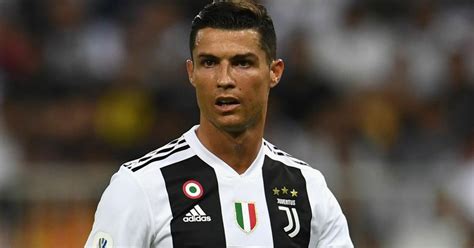 Forbes added that cristiano ronaldo has earned a total of $105 million from may 2019 to may 2020. Cristiano Ronaldo, infortunio in nazionale: c'è ottimismo, 'Lieve lesione ai flessori'