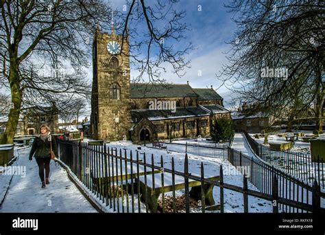 Haworth Snow Yorkshire Winter Hi Res Stock Photography And Images Alamy