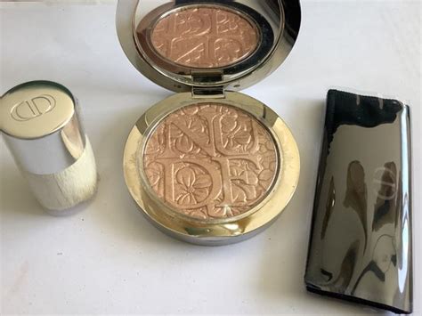 Diorskin Nude Air Glowing Gardens Illuminating Powder Glowing Nude Bol Com