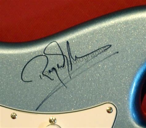 Queen And Freddie Mercury Autograph Signed Guitar By All 4 Freddie