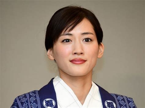 Mar 27, 2021 · 名古屋出入国在留管理局に収容されていたスリランカ人女性が6日に死亡した問題で、支援団体などが26日、東京都内で省庁からの公開ヒアリング. 綾瀬はるかの涙に「神回」の声 『義母と娘のブルース』第6話 ...