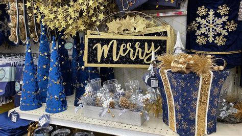 New walkthrough at big lots store with all of its christmas trees in all budgets, sizes, colors along with christmas decorations. Big lots Christmas decorations ( lots of bling bling ) 2019 - YouTube