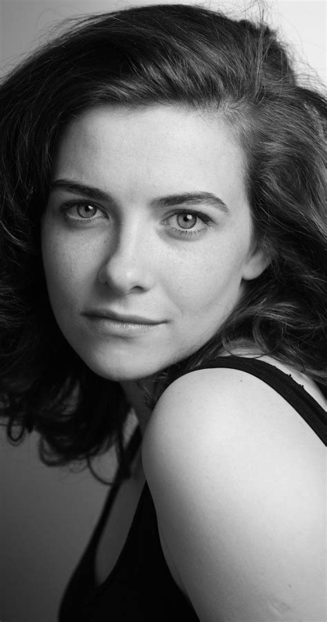Sara Vickers Actress Endeavour Sara Vickers Was Born In Strathaven
