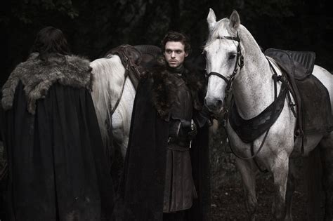 • you win or you die. Richard Madden in GAME OF THRONES - Season 1 | ©2011 HBO/Helen Sloan - Assignment X Assignment X