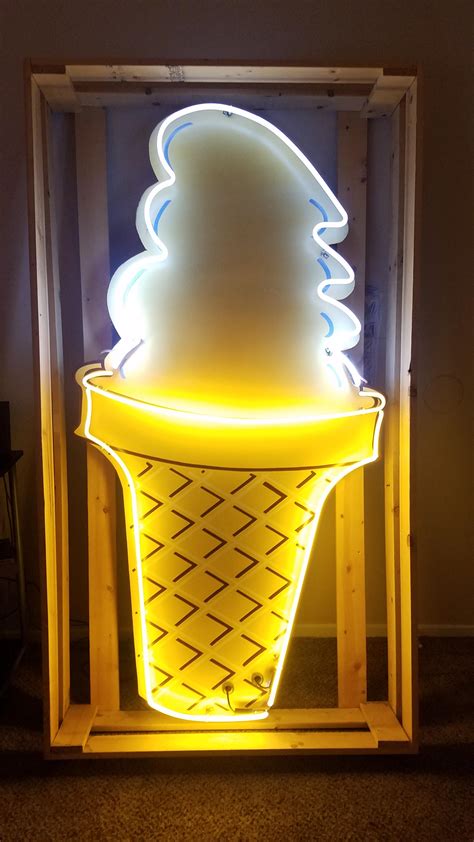 Vintage Tall Neon Ice Cream Cone Sign Las Vegas Nv In My Bedroom R Neonsigns