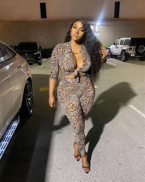 Yanique Curvy Diva On Twitter Pretty Pon Any Side 🥰 Vh23xxx472 Twitter