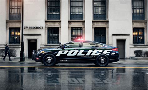 Ford Now Offers A Pursuit Rated Fusion Hybrid Cop Car For Extremely