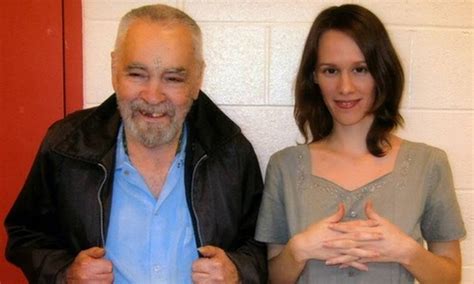 Charles Manson Vai Se Casar Na Prisão Com Jovem 54 Anos Mais Nova Do