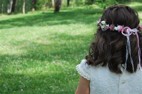 nueve preciosos peinados para niñas ideales para fiestas y celebraciones especiales