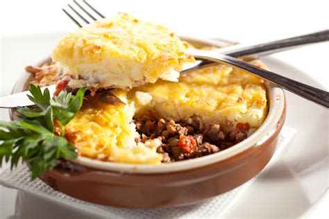 Easy Shepherd S Pie For Two Made With Hash Brown Potatoes