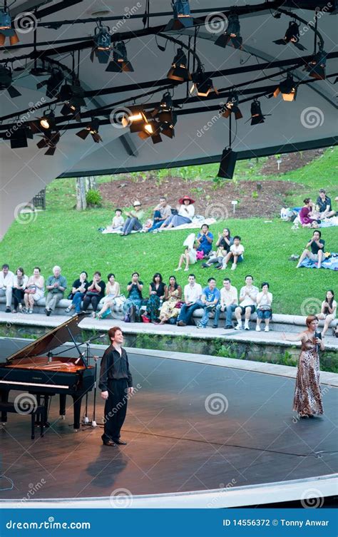 Chopin Klavier Konzert Am Botanischen Garten Singapur Redaktionelles