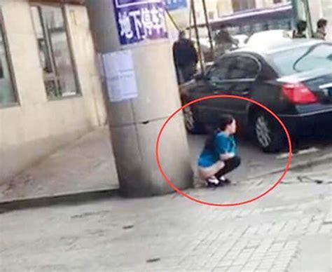 Man Defecates On Floor Of Metro Line Train In Shanghai Daily Star