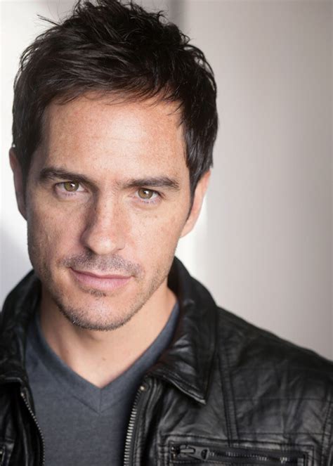 El actor no aparecerá en la cuarta temporada de la serie debido a proyectos cinematográficos. Pictures & Photos of Mauricio Ochmann - IMDb