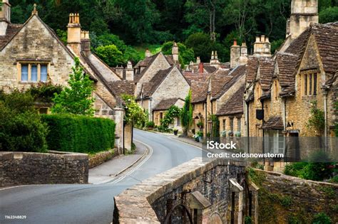 Traditional Idyllic English Countryside Village With Cosy Cottages And