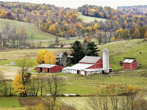 Scenic Reflections Free Screensavers Amish Country Ohio Amish Farm