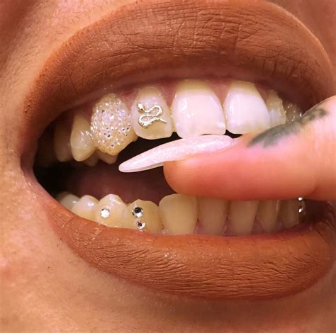 Pin By Sammi WilliamsⓋ On Luxury Teeth Jewelry Tooth Gem Diamond Teeth