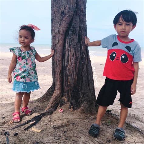 Homestay 3 bilik dan 2 bilik air yang selesa dengan ruangan parkir yang luas. Pantai Tok Bali destinasi wajib singgah kami bila pulang ...