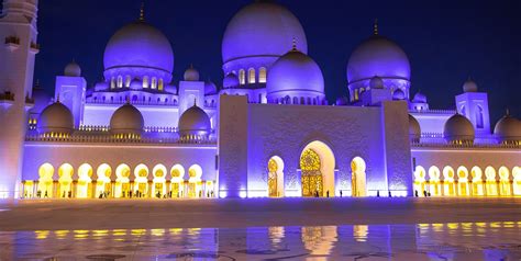 Famous Grand Mosque Architectural Marvel Of Dubai Holiday Square
